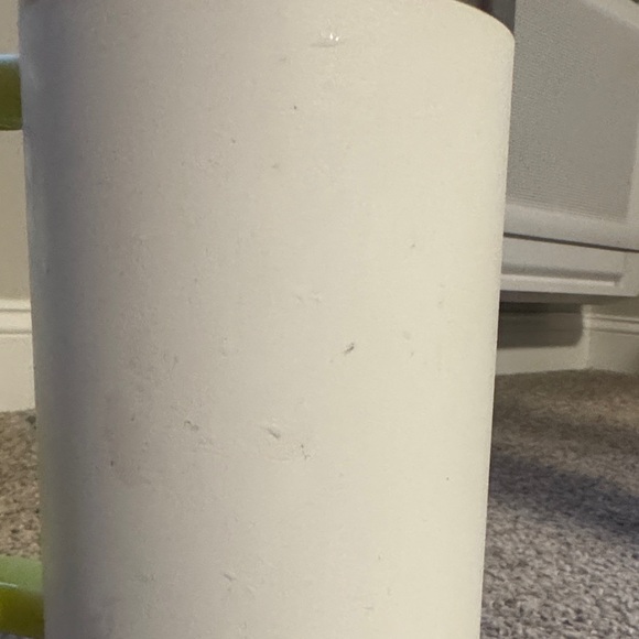 Stanley 40 oz Quencher with Neon Yellow Handle - Picture 8 of 10